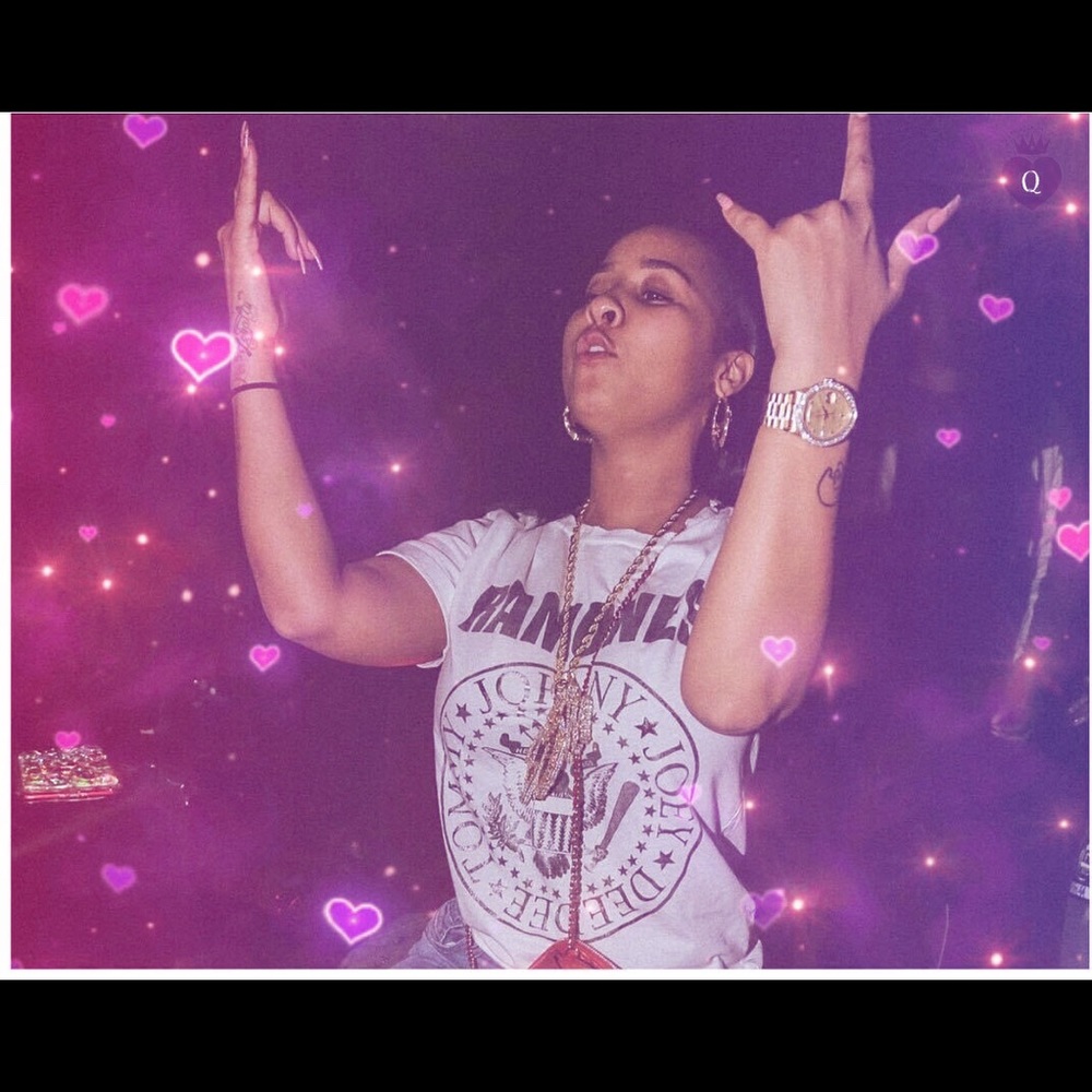 Meet your Posher, Vanessa